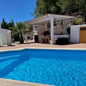 https://finca-portichuelo.1costadelsol.com